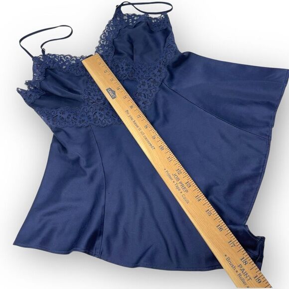 Victoria’s Secret Lace Keyhole Cutout Lingerie Romper One Piece Teddy Blue XS - Picture 12 of 12